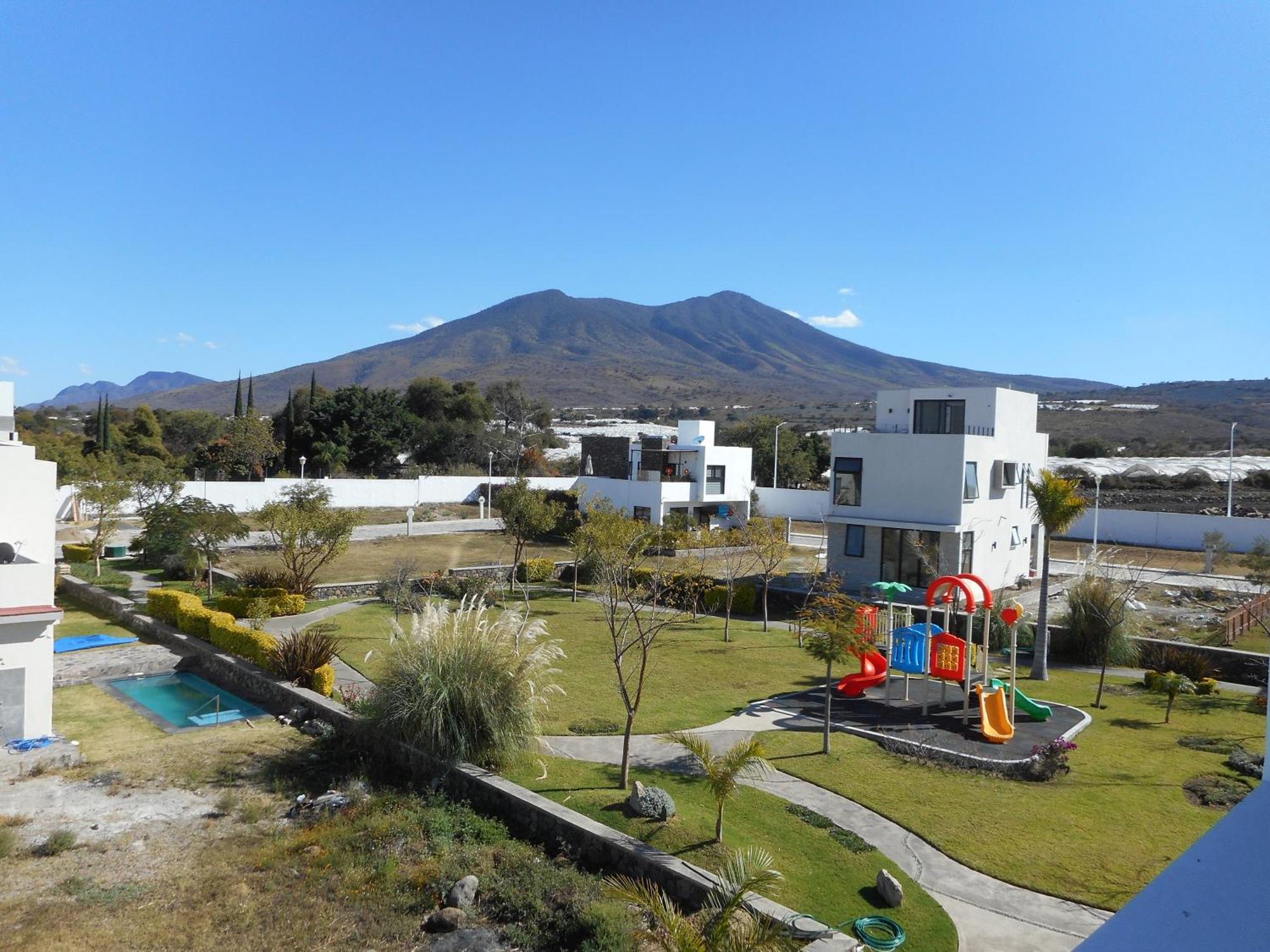 Hermosa Casa En Orilla Del Lago -Zona De Villedos- San Cristobal Zapotitlan Zewnętrze zdjęcie